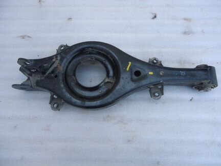 Рычаг задний поперечный правый Генезис Genesis