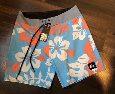 Шорты Quiksilver