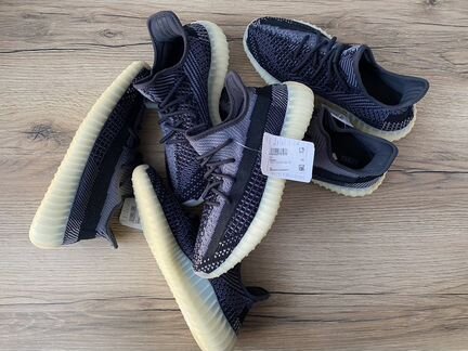 Adidas yeezy boost 350 v2 carbon