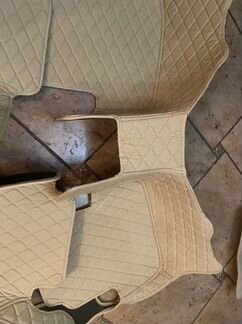 Коврики автомобильные кожаные