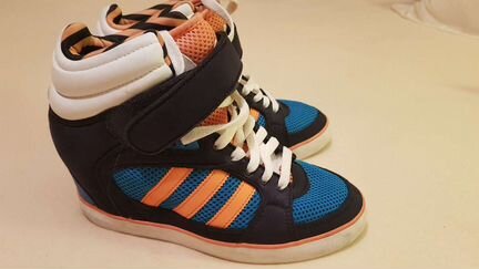 Сникеры Adidas
