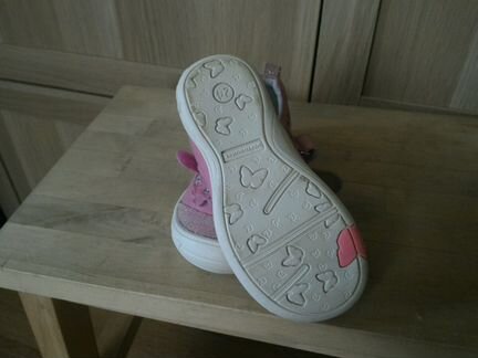 Туфли для девочки новые, кожаные