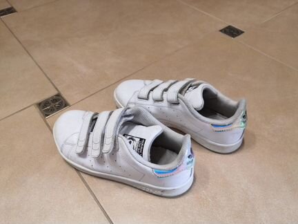 Кроссовки Adidas