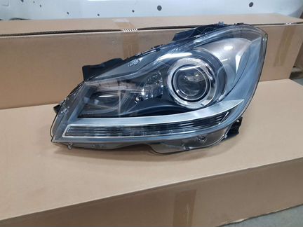 Фара Mercedes W204 Рестайлинг BI ксенон