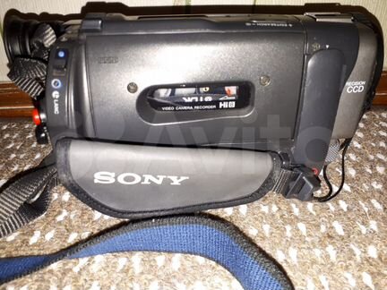 Видеокамера Handycam фирмы Sony
