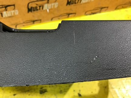 Обшивка крышки багажника Volkswagen Tiguan 2