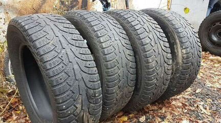 Комплект зимних шин Нокиан Хакка 235/65 R17