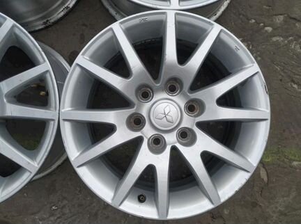 Диски бу оригинал R17 LU на Mitsubishi Pajero