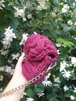 Сумка-зефирка на цепочке /клатч цвета марсала