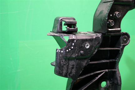 Панель передняя (телевизор ) Hyundai Tucson 3