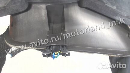 Сабвуфер Audi A8 (D3), 2004