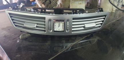 Дефлектор печки с часами мерседес w221