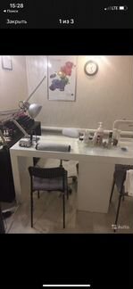 Маникюрный стол