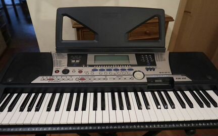 Синтезатор Yamaha psr-550