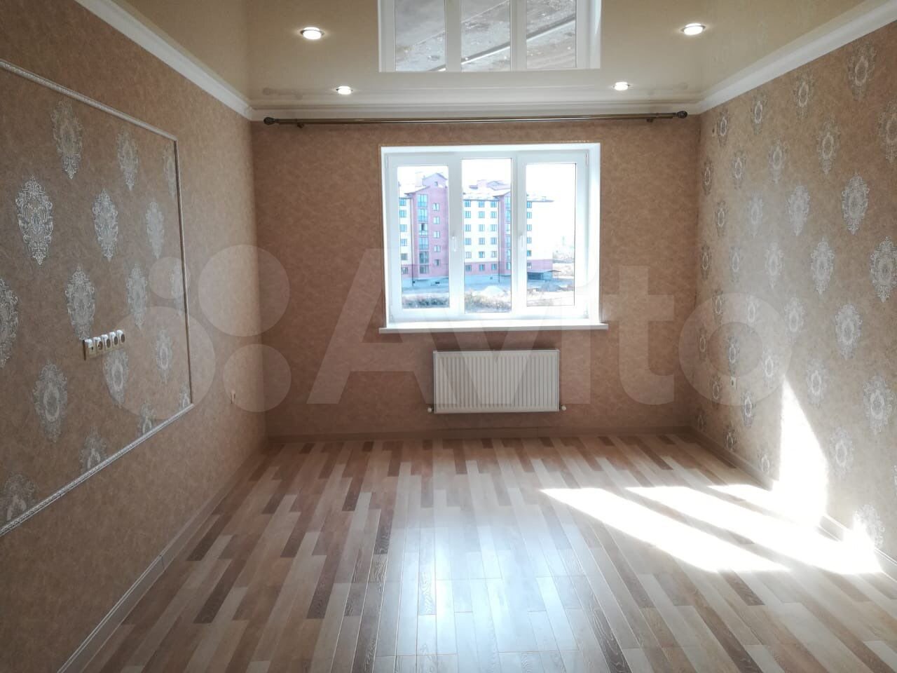 1-room apartment, 45 m2, 2/5 floor.